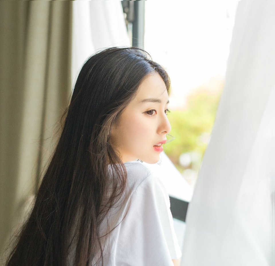 “新任都督是吕蒙？”诸葛亮突然皱起了眉头。